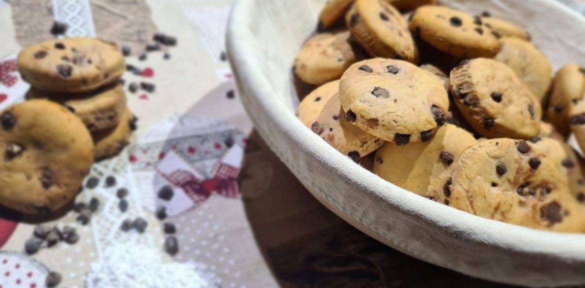 biscotti con gocce di cioccolato