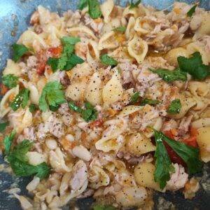 conchiglie fagioli cannellini e tonno