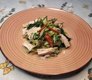 fettuccine tonno agretti e pomodori secchi