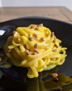 LINGUINE RICOTTA E CREMA DI CAVOLFIORE ALLO ZAFFERANO