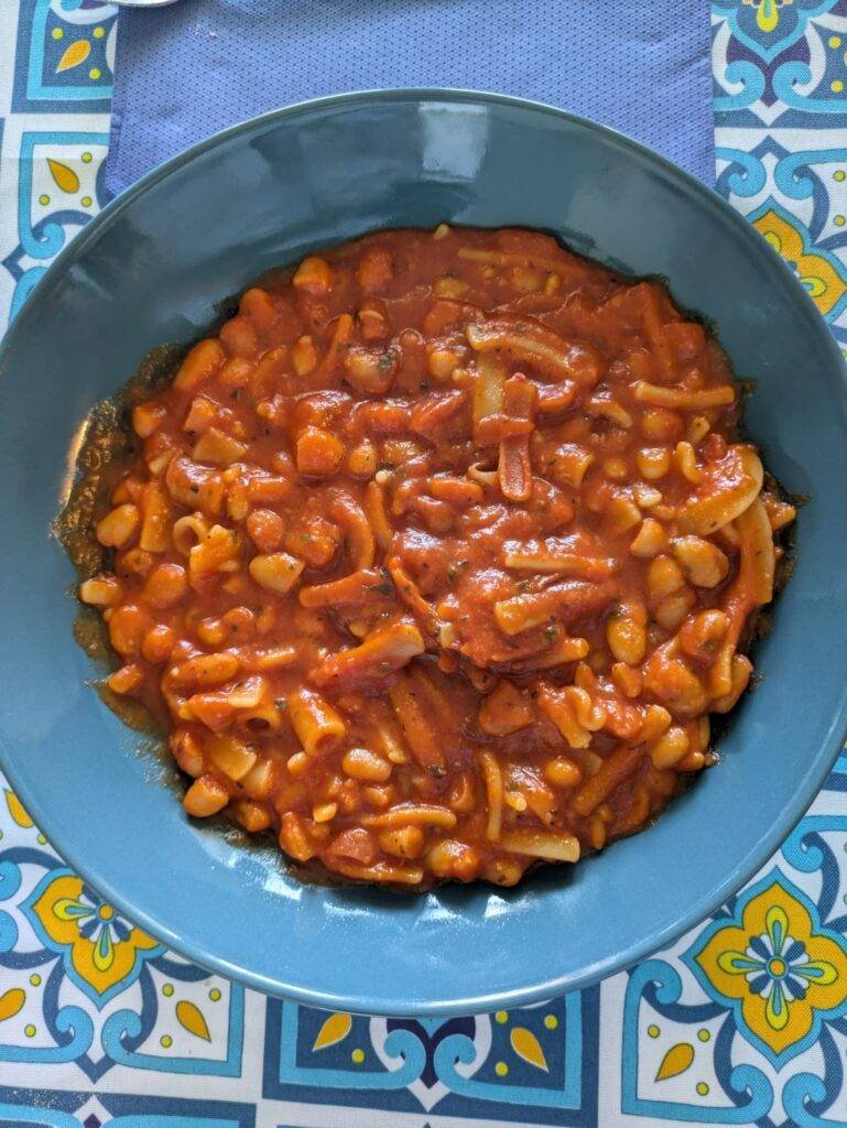 pasta e fagioli al pomodoro