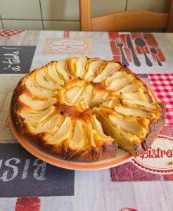 torta cremosa ricotta e pere