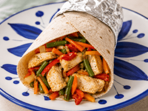 wrap con pollo e verdure
